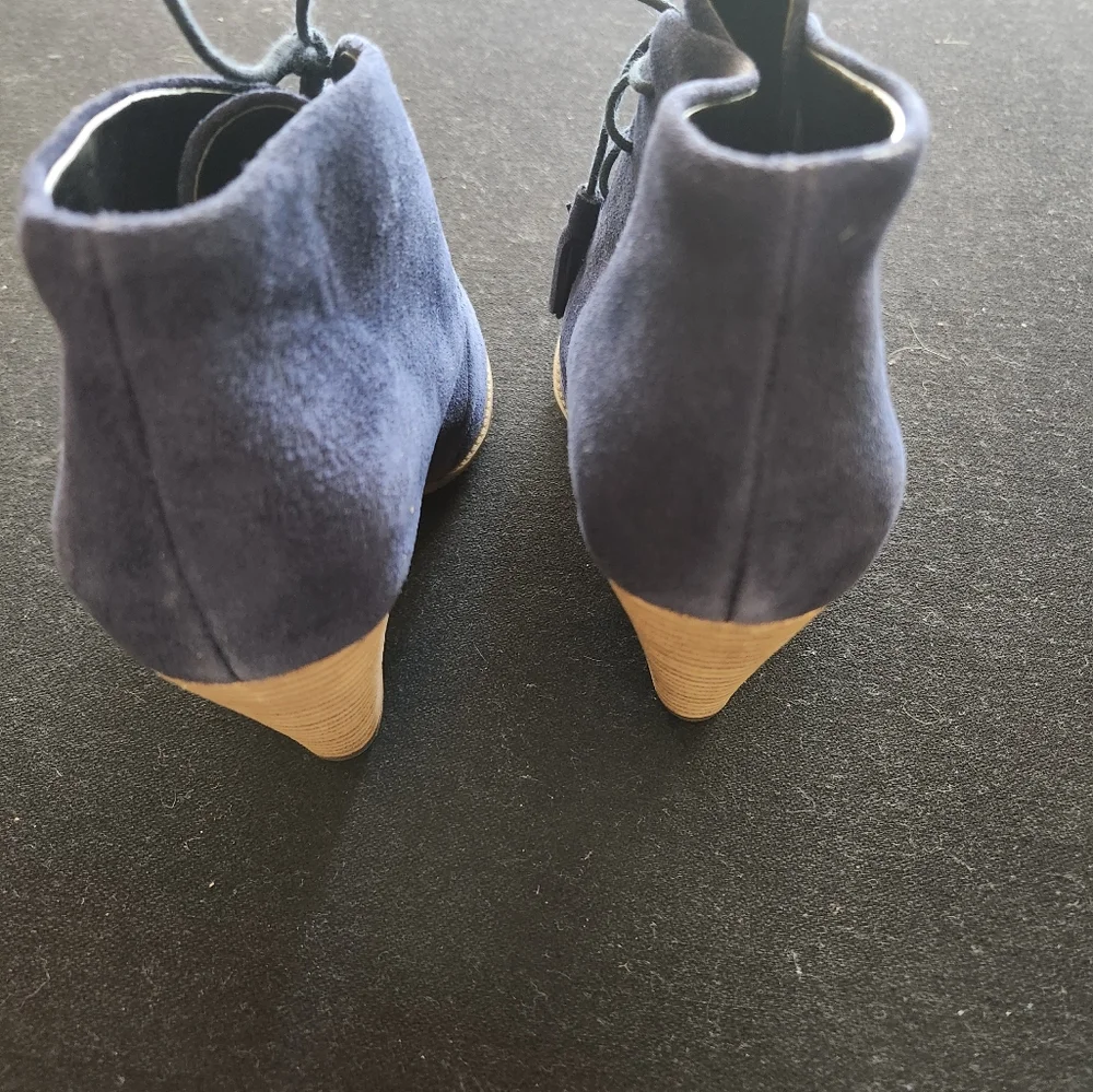 Booties - Picture 5 of 6